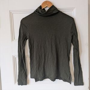 Madewell Olive Green turtle neck